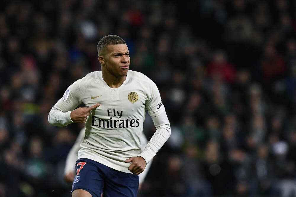 仅发布1个视频，世体：亚马尔新开通的视频频道48小时吸粉超100万